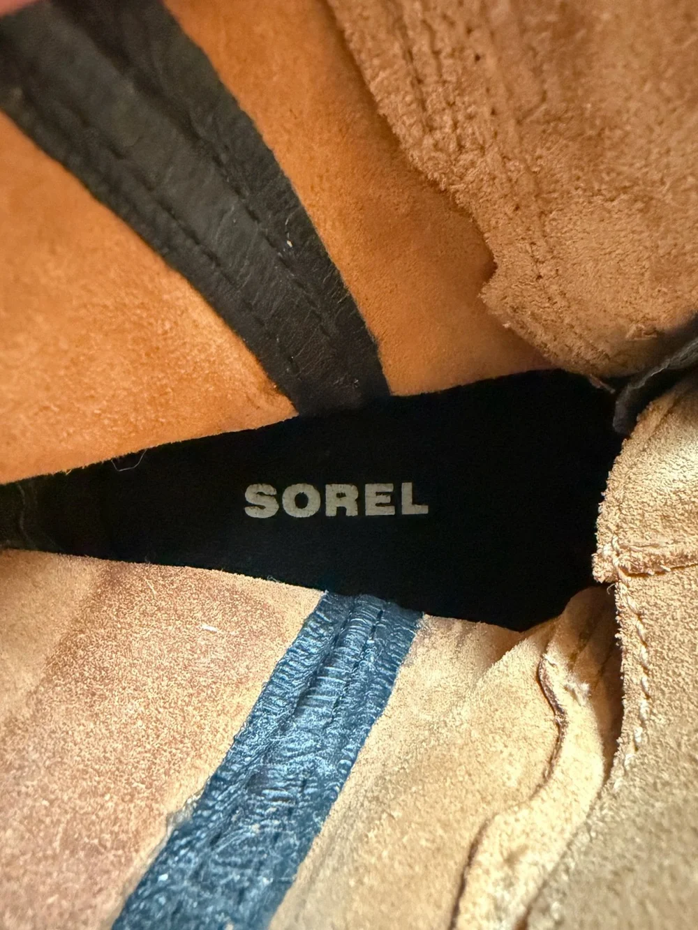 Sorel Joan of Arctic Wedge II Lace Up Boots Tan Suede Size Youth Girls 2